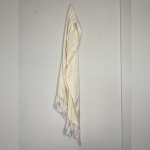 PAISLEY PRINTED 100% SILK IVORY FRINGE RECTANGLE SCARF